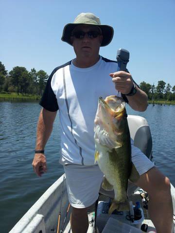 Bass Fishing on a small 8ft Plastic Boat 