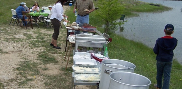 Almost lunch time at the Club Fish Fry at Cleburne Six O Ranch!