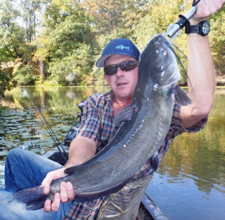 Huge cat caught by Andrew Fitzhugh at Oakwood Lake Leon in mid November.