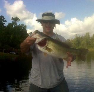 Brad Ogles guest landed this 10+ pounder in early fall at Longbranch Yates Place. What a nice fish and a great fishery!