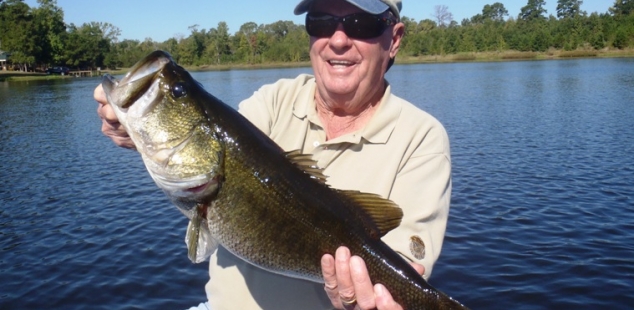 Jim Middleton holds another 6 + pounder caught in mid fall at Longbranch Yates Place.